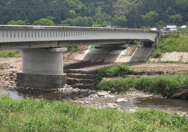県道鷹狩渡一木線(曳田橋)耐震補強工事(2工区)(交付金橋補修)