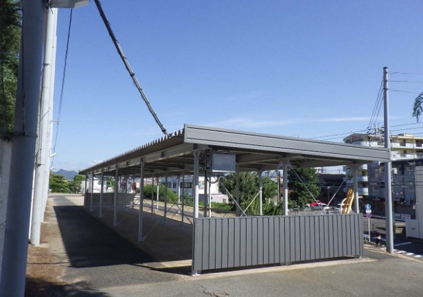 県立鳥取商業高等学校駐輪場改修工事